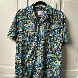 Zara men’s casual button down tee